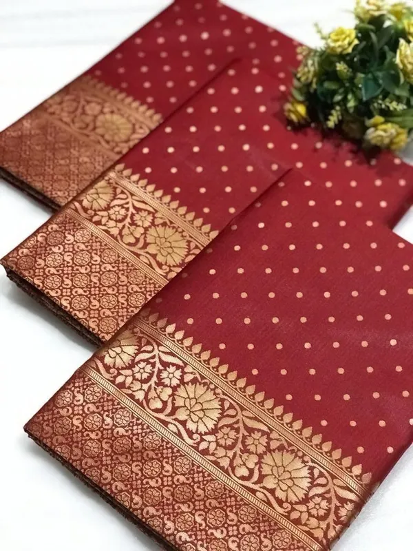 Maroon_Woven_Kanjivaram_Silk_Saree_with_Saree_Cover
